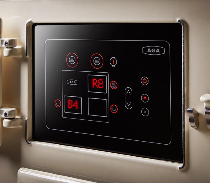 The control panel of the AGA eR7 cooker 